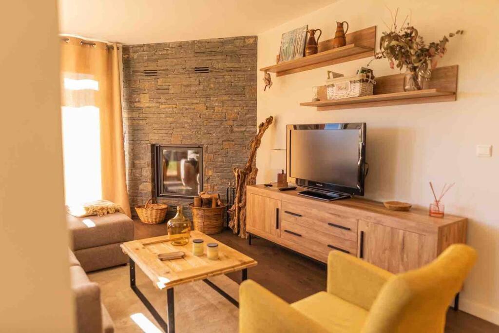 Precioso Apartamento Con Jardin Privado A 4 Km De Puigcerda Enveitg ภายนอก รูปภาพ